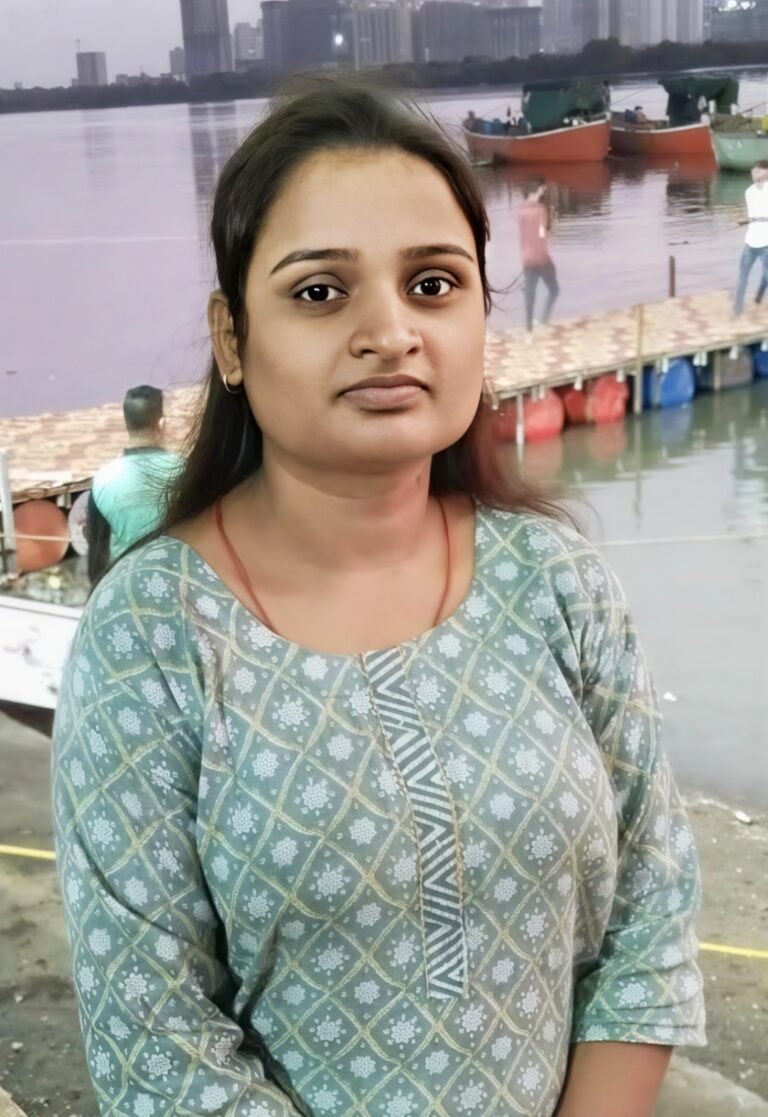 Ballia : तिलक की खुशियां मातम में बदलीं: सड़क हादसे में युवती की मौत, घर में पसरा सन्नाटा